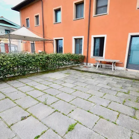 Shabby House Apartamento Montalpero